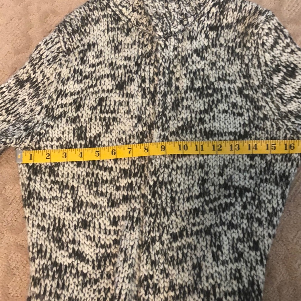 ANN TAYLOR LOFT EUC BLK&WH MARLED CHUNKY CARDIGAN - Picture 15 of 16